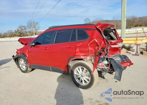 2022 Toyota Corolla Cross Le z USA, uszkodzony, nr VIN 7MUCAAAG0NV026863